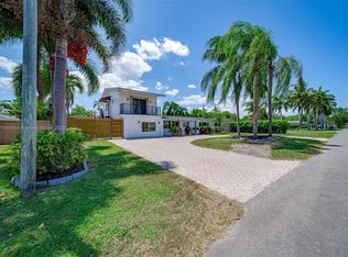 865 NE 23rd Ter, Pompano Beach, FL 33062