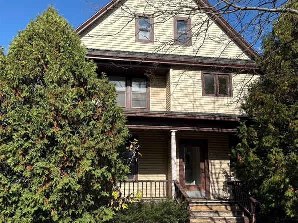 157 6th St, Fond Du Lac, WI 54935