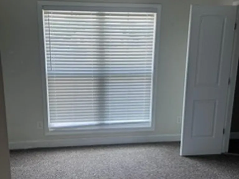 48 Wheatfield Dr — Photo 14