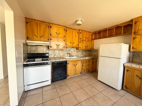 4th image of 1503 E Ashlan Ave APT 102