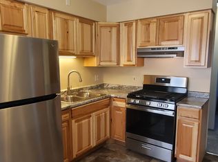 142 High Forest Dr, Belleville, IL 62226