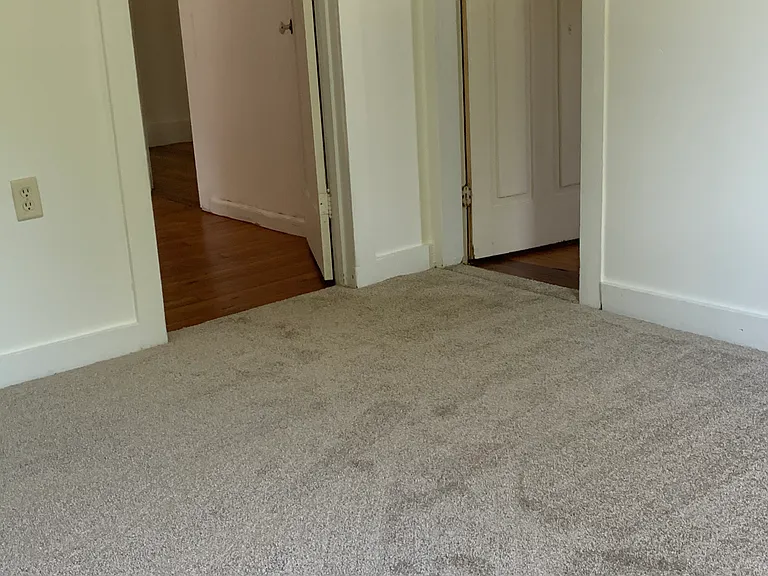 211 Bowerman Rd — Photo 23
