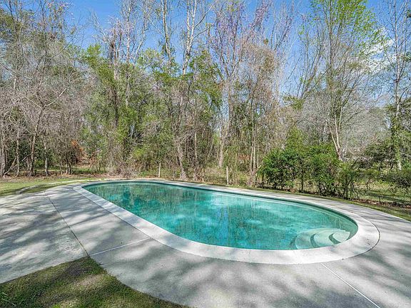 2nd image of 2828 Old Barnwell Rd