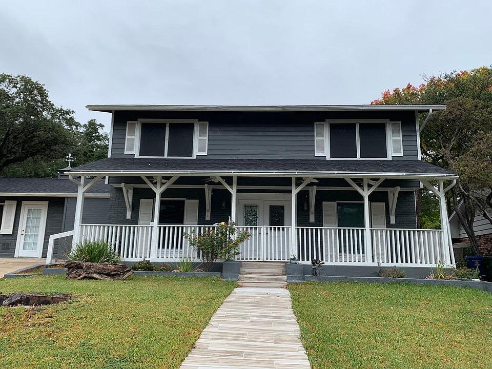 1st image of 827 Serenade Dr