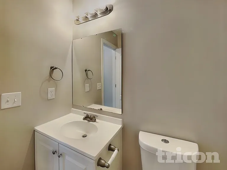 186 English Hills Dr — Photo 12