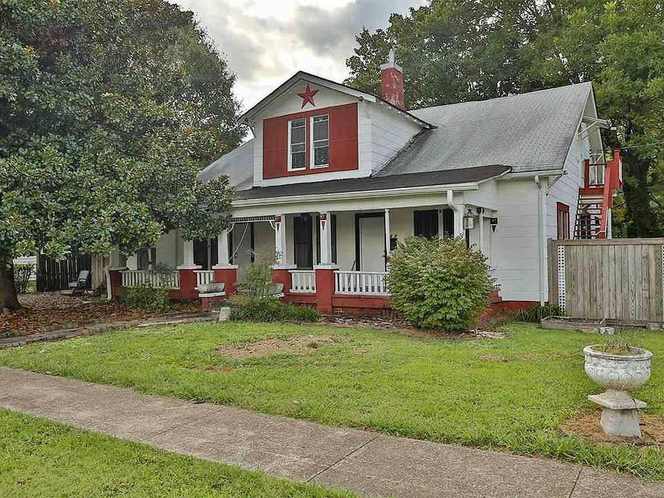 317 S College St, Martin, TN 38237 Zillow
