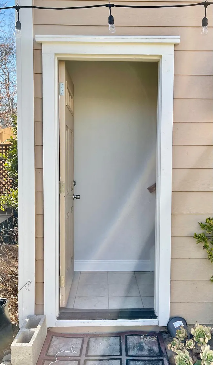 Separate Entrance - 835 Tolentino Ct #1