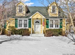 189 Grove St, Tillson, NY 12486