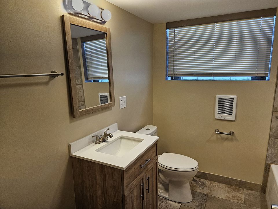 Beautifully rehabbed Full Bath