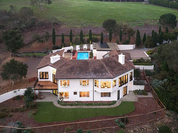 4th image of 25691 Whip Rd