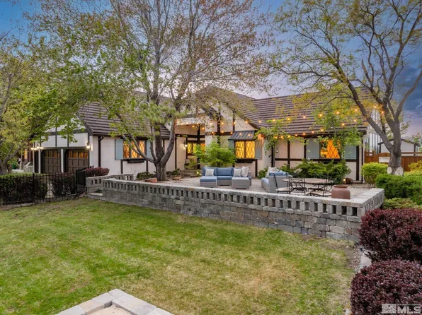 2200 Greensburg Cir, Reno, NV 89509