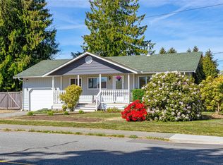1030 Dunsmuir Cres, Ladysmith, BC V9G 1N7