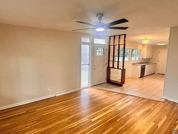 3rd image of 1909 SW 34th St