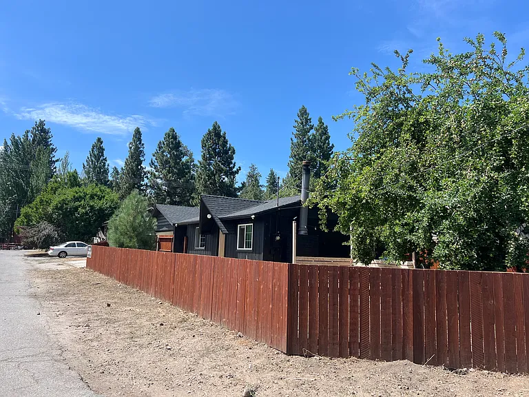 700 W Country Club Blvd — Photo 8