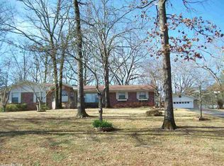 127 Colonial Trl, Hot Springs, AR 71901