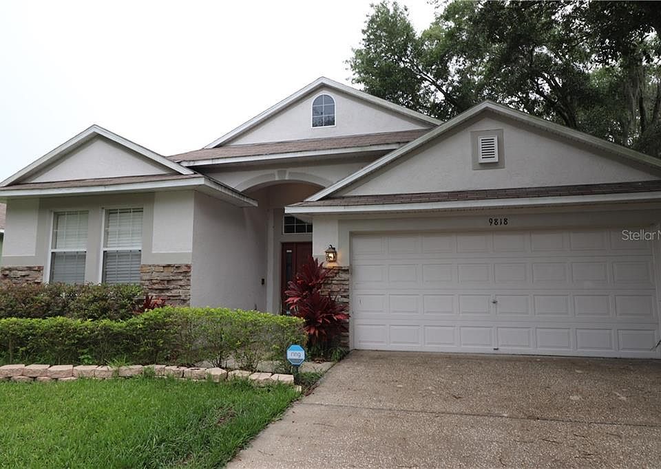 1st image of 9818 Laurel Ledge Dr