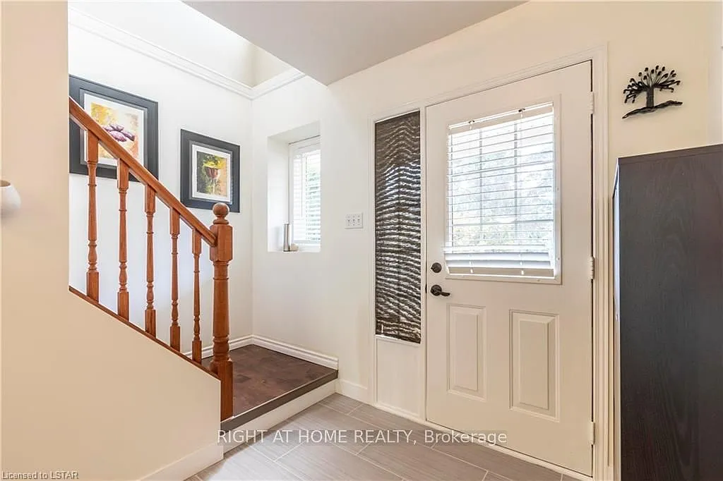 3 bed, $2,850 — Photo 3