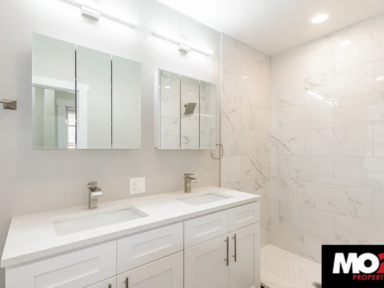 818 N Oakley Blvd #2F — Photo 4