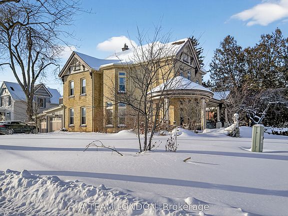 2nd image of 307 Ridout St S