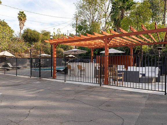 4th image of 4124 N Eagle Rock Blvd #306A