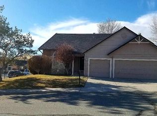 1529 Satellite Dr, Sparks, NV 89436