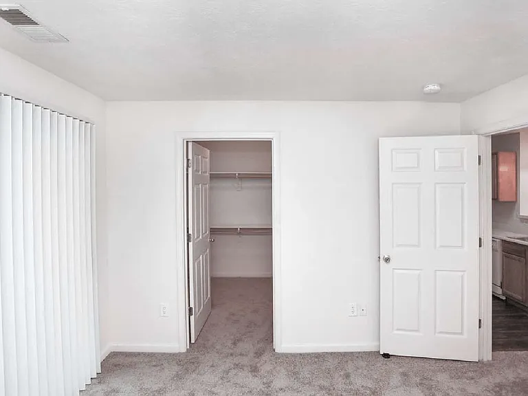 Forest Ridge — Photo 5