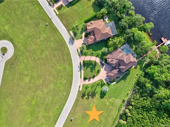 146 SE Via Lago Garda, Port Saint Lucie, FL 34952