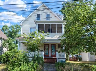 42 Center St FLOOR 3, West Haven, CT 06516