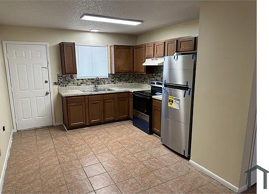 3rd image of 5332 Westchase Ct APT 1