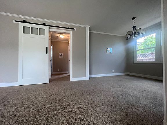 4th image of 1611 Francis Ave