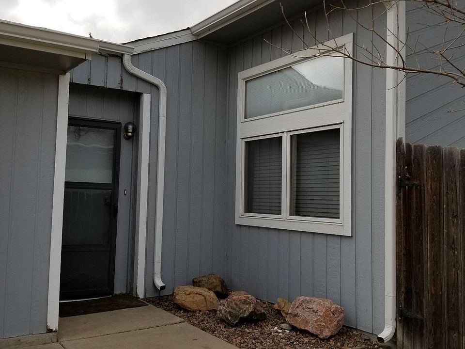 1st image of 947 50th Ave