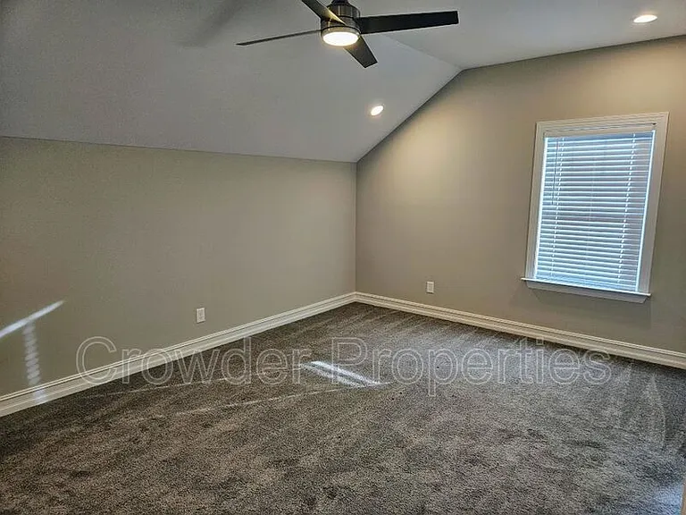1016 Condon St — Photo 17