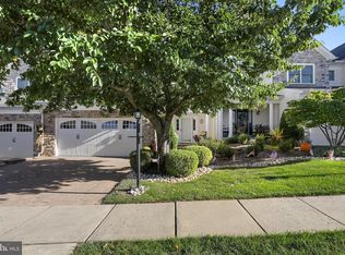 19 Brianna Rd, Holland, PA 18966