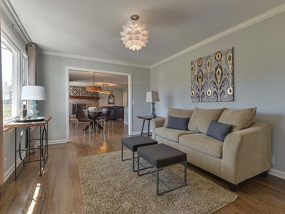 2nd image of 4405 Saunders Ave