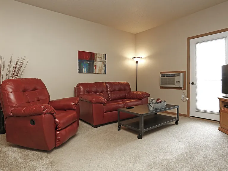 Osgood Place Apartments Living Room