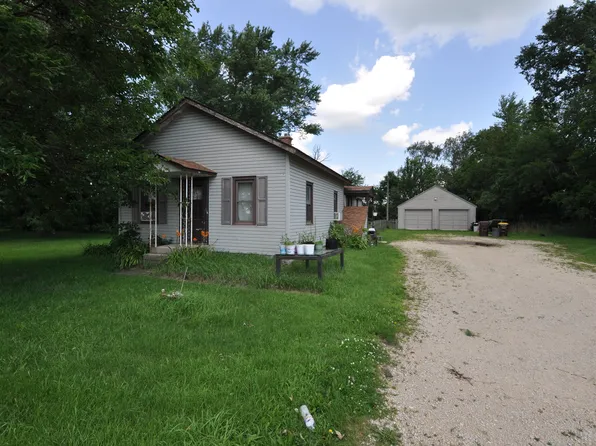 24516 W Grant Hwy, Marengo, IL 60152