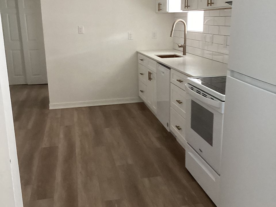 1st image of 199 Main St #C