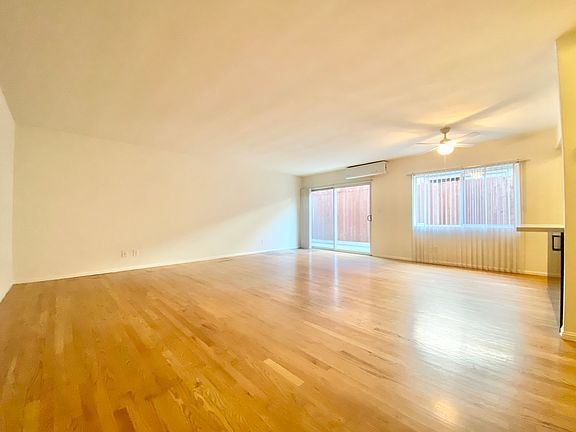 5th image of 8919 Harratt St APT 105