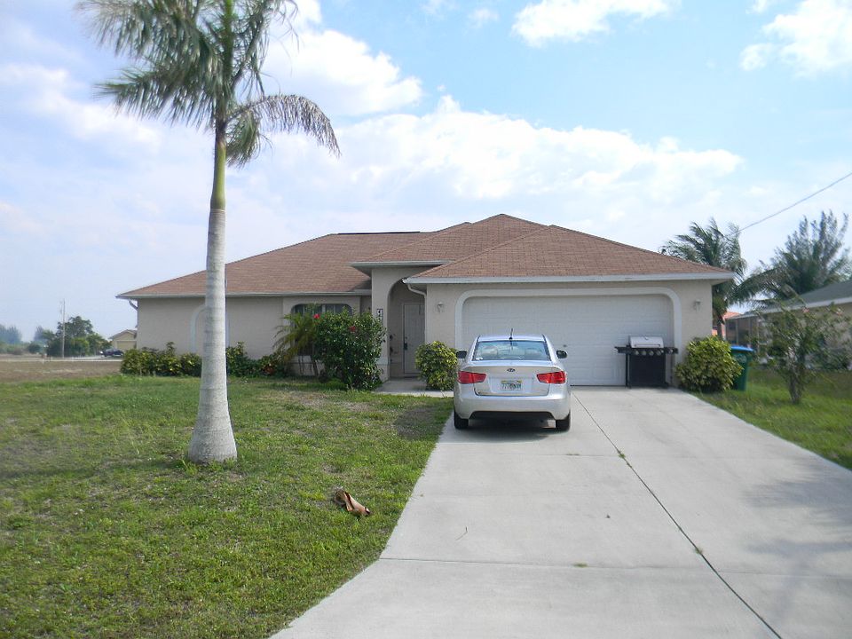 1st image of 4410 NW 32nd St