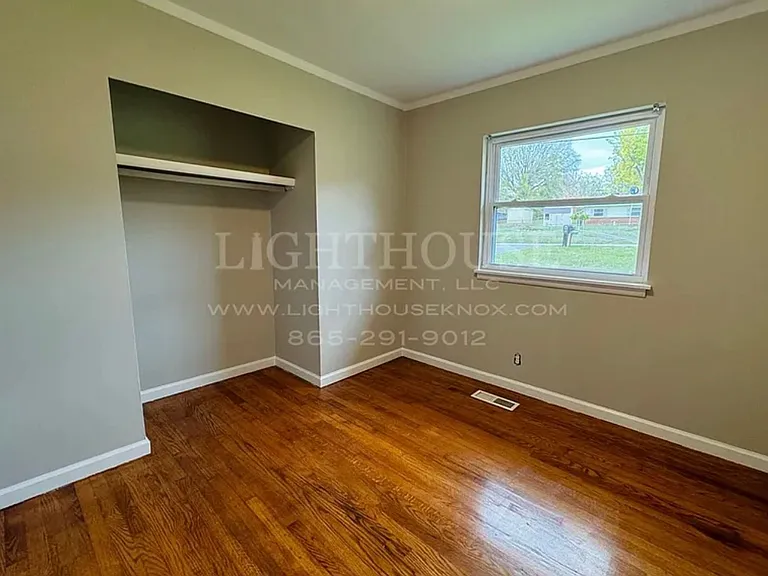 1505 Rambling Rd — Photo 12