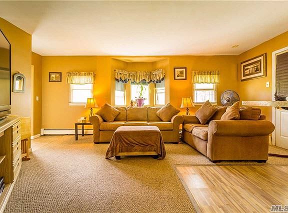 2nd image of 205 McKinley Dr