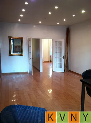 Rented by KVNY Soho | media 14