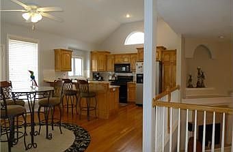 2nd image of 18105 Rollins Dr