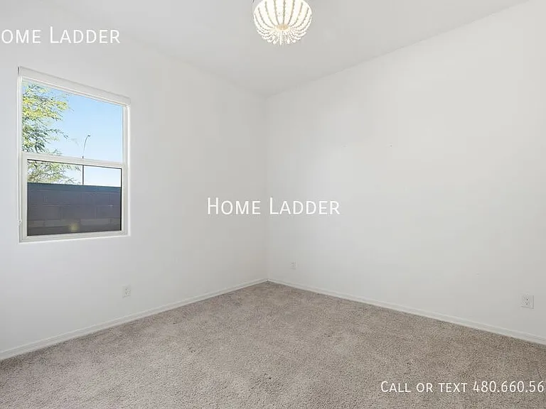 10812 E Tesla Ave — Photo 25