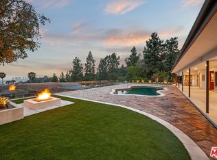 1400 Loma Vista Dr, Beverly Hills, CA 90210
