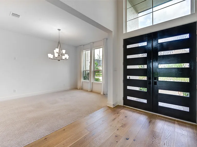 10318 Fountain Shore Dr — Photo 5