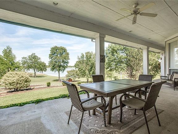 5th image of 10853 Rolling Hills Dr