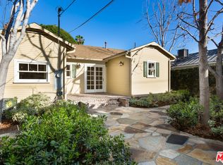 611 Huntley Dr, West Hollywood, CA 90069
