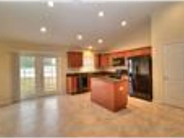 13 Hemlock Trace Ct — Photo 2