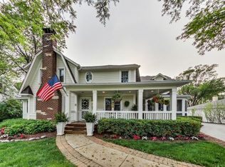 4216 Lindley St, Downers Grove, IL 60515